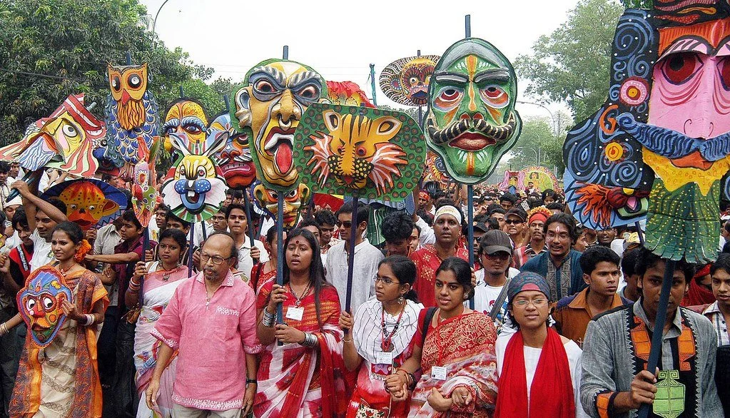 How does religion influence clothing, festivals and social life in West Bangal?
